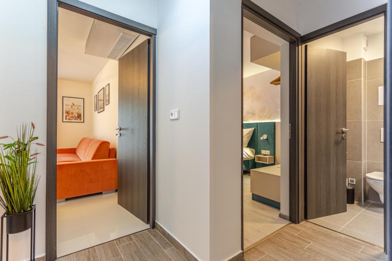 Viktoria Apartman ยูลา ภายนอก รูปภาพ
