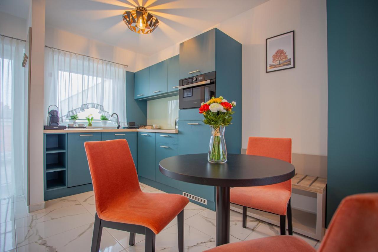 Viktoria Apartman ยูลา ภายนอก รูปภาพ