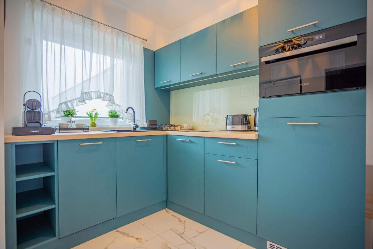Viktoria Apartman ยูลา ภายนอก รูปภาพ